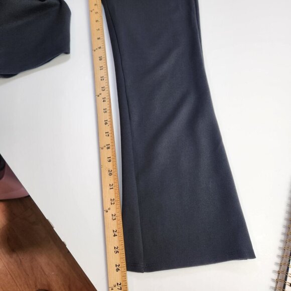 Soft Surroundings Women's Pull On Black Straight Leg Pants Size Petite Medium - Picture 9 of 14